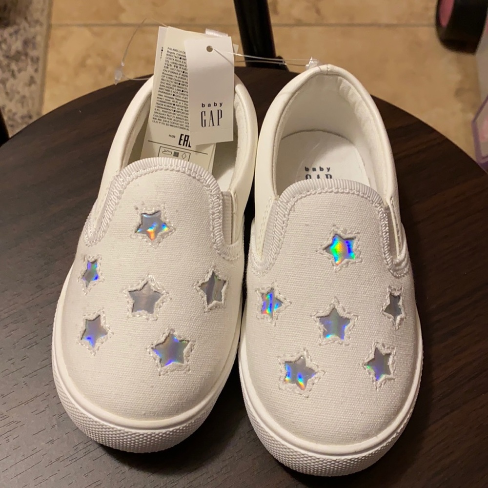 Babygap star sneakers! ⭐️⭐️